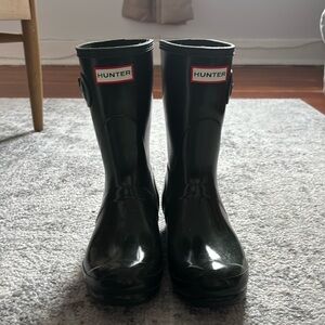 Hunter Women’s Original Short Gloss Rain Boots